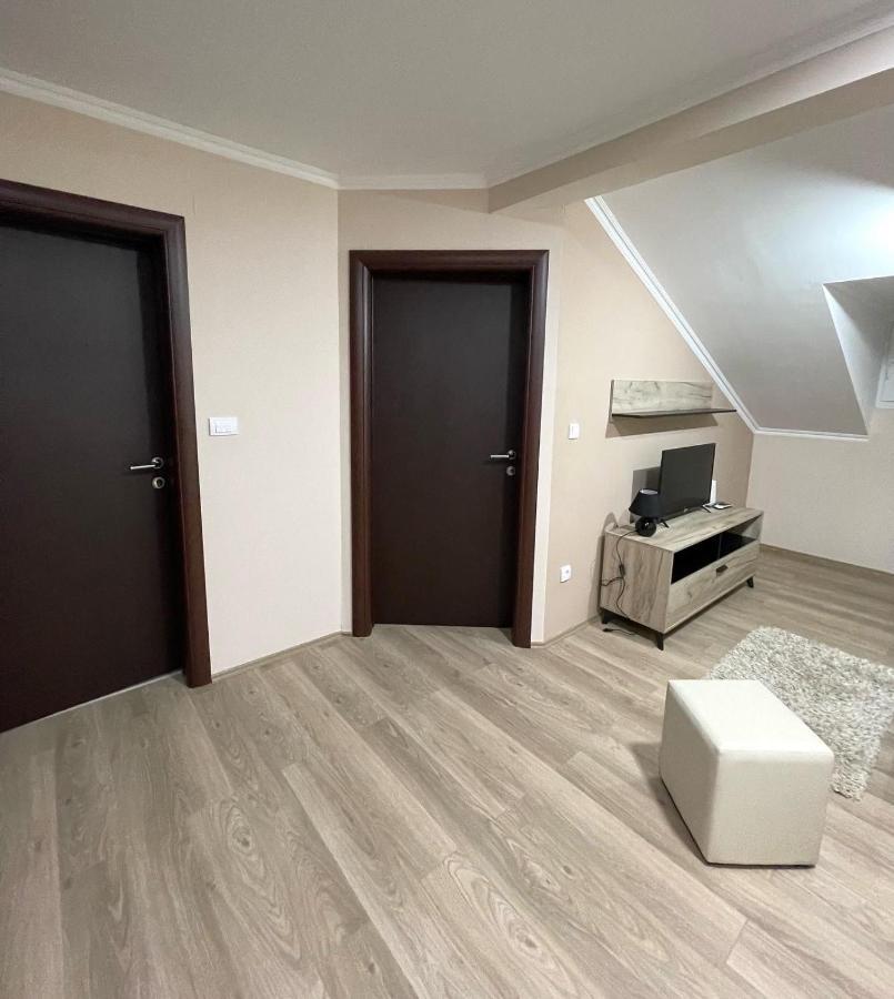 Vivko Apartments Veliko Gradište Buitenkant foto